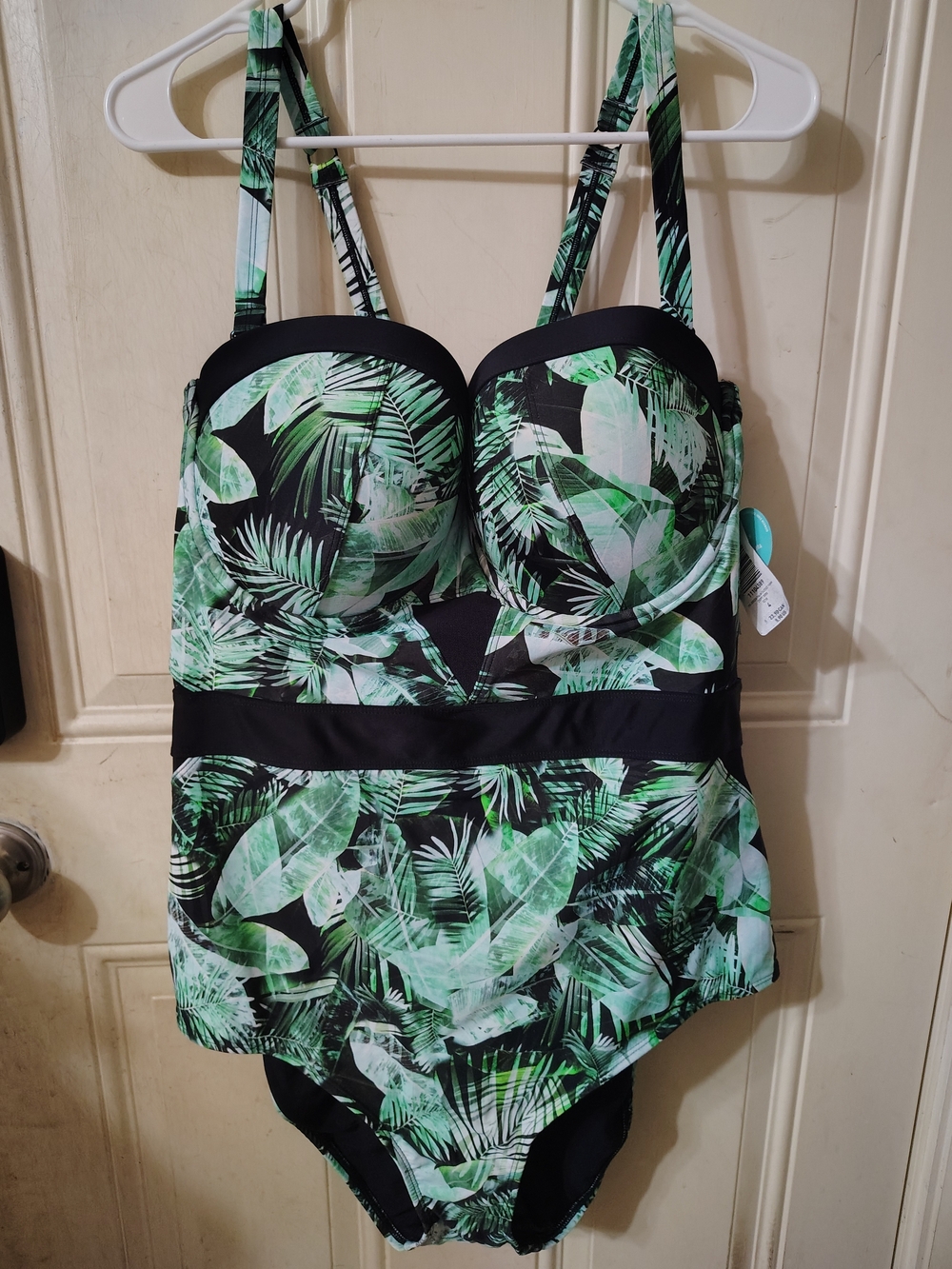 Black and Green Tropical Print Underwire One-Piece Swimsuit